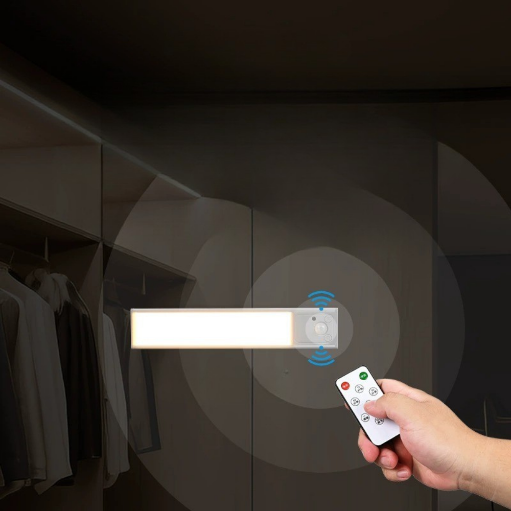 Aura - Smart LED-lampa med rörelsesensor